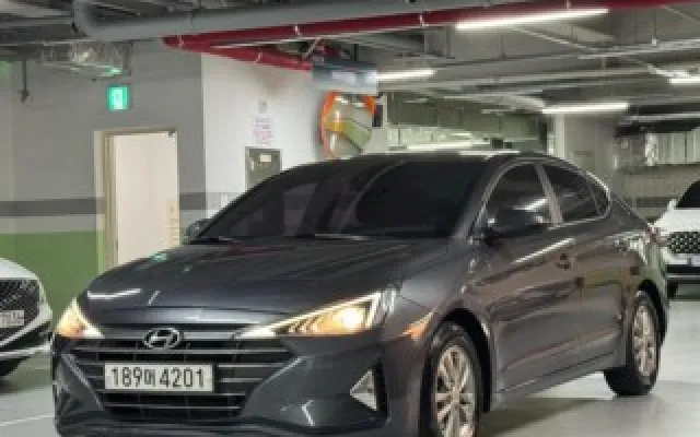 아반떼AD 중고차 더 뉴 아반떼 AD 1.6 디젤 매물 사진 16 - 2019/08 88,637km